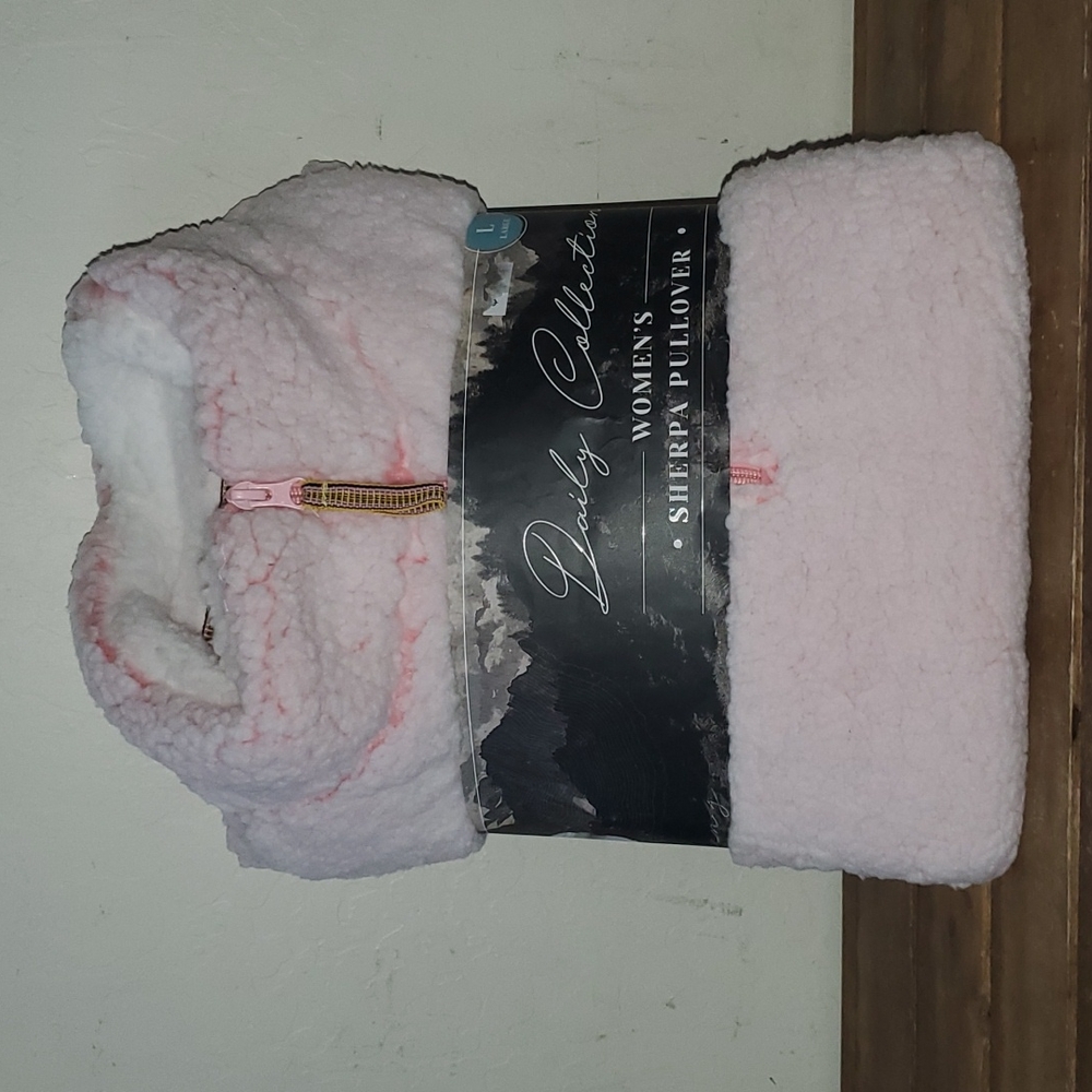 Daily Collections sherpa pullover brand new